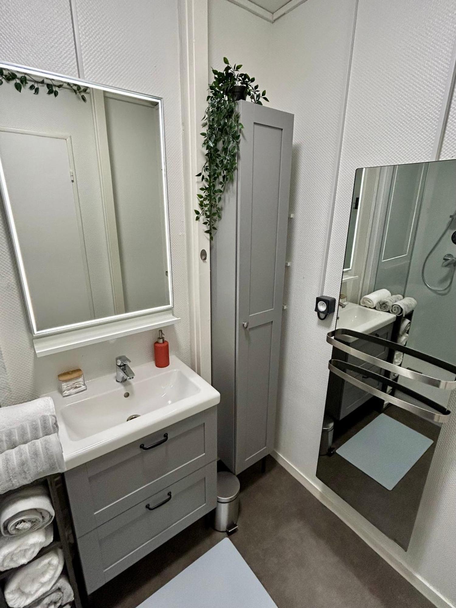 Appartement Cocon Cosy Et Verdoyant - Private Parking, Breakfast, Wifi, Netflix Caen